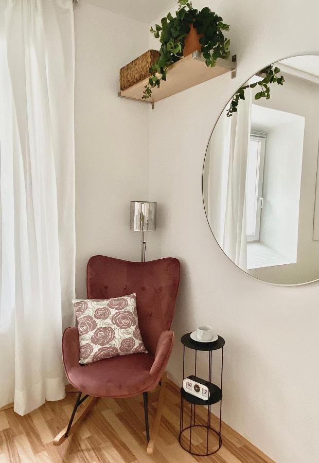 Apartment In Aux: 2-room With 24/7 Check-in Augsburg